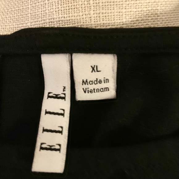 Elle Black Polka Dot Textured Top - Picture 5 of 5